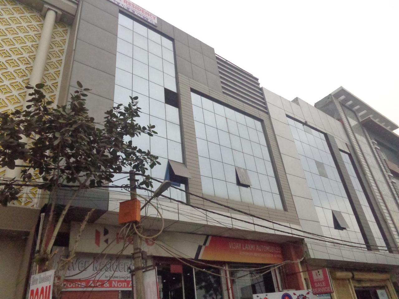 Hotel Silver Residency Neu-Delhi Exterior foto
